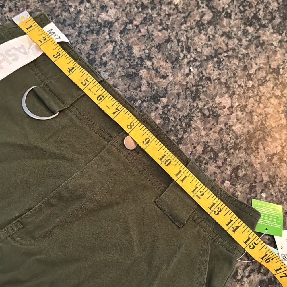 Tinseltown olive drab green cargo mini skirt NWT 3/26 - Picture 7 of 11